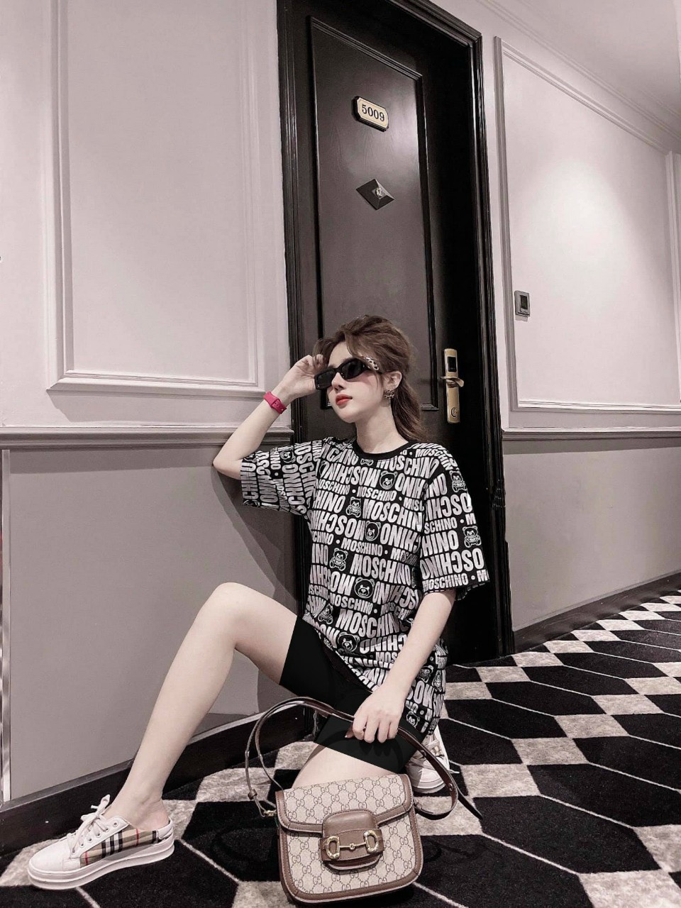 SET BỘ FOM RỘNG  MOSCHINO- BTN279